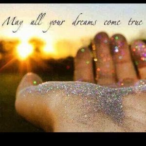 Meet your Posher, Chrystal